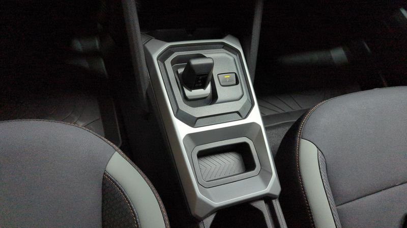 Dacia Duster nouveau Hybrid 140 4x2 extreme + pack techno +  city