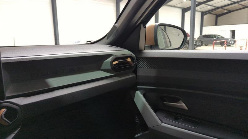 Dacia Duster nouveau Hybrid 140 4x2 extreme + pack techno +  city