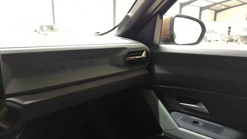 Dacia Duster nouveau Hybrid 140 4x2 extreme + pack techno +  city