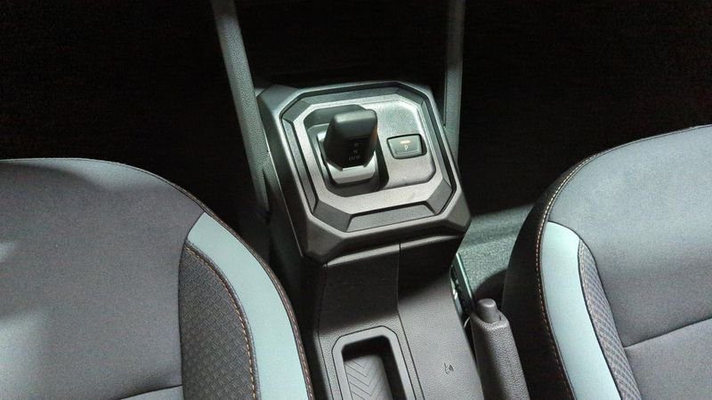 Dacia Duster nouveau Hybrid 140 4x2 extreme + sieges chauffants