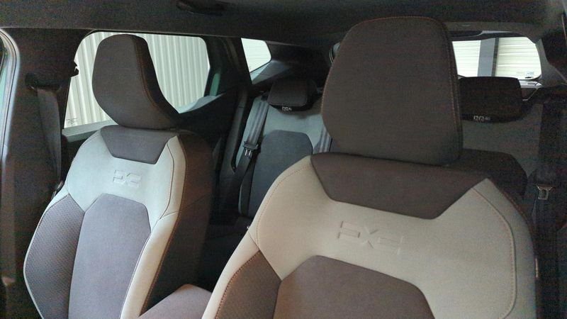 Dacia Duster nouveau Hybrid 140 4x2 extreme + sieges chauffants