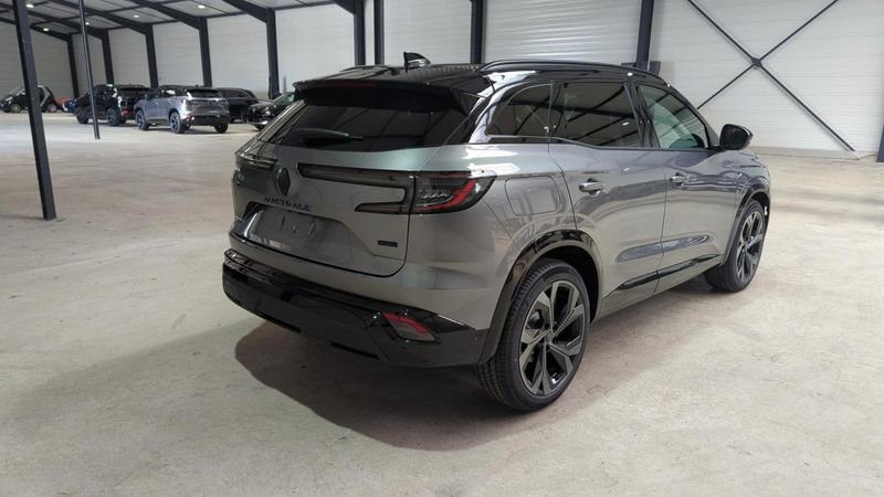 Renault Austral E-tech full hybrid 200 gsr2 techno esprit alpine + hayon motorise