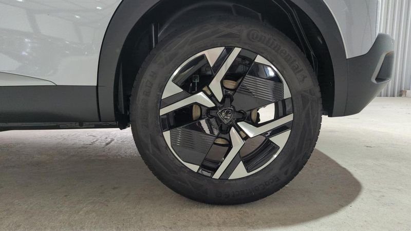 Peugeot 2008 nouveau Hybrid 145 e-dcs6 allure