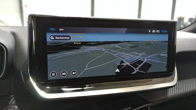 Peugeot 2008 nouveau Hybrid 145 e-dcs6 allure + adml + navi