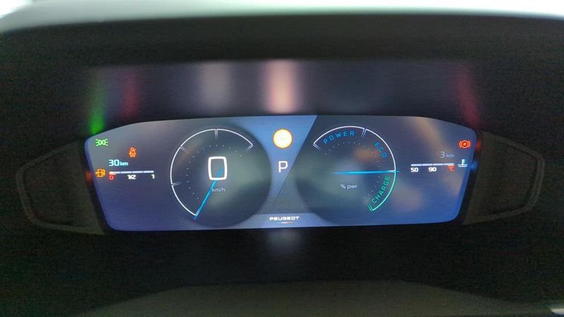 Peugeot 2008 nouveau Hybrid 145 e-dcs6 allure + pack navigation & access +  vision drive assist plus