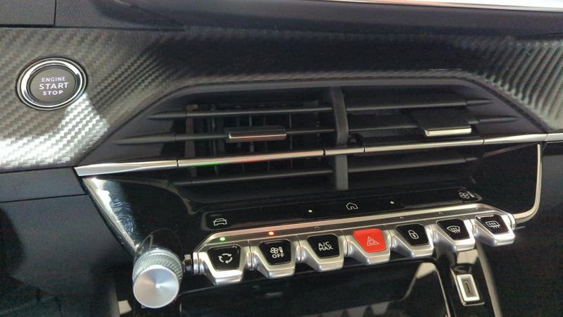 Peugeot 2008 nouveau Hybrid 145 e-dcs6 allure + pack navigation & access +  vision drive assist plus