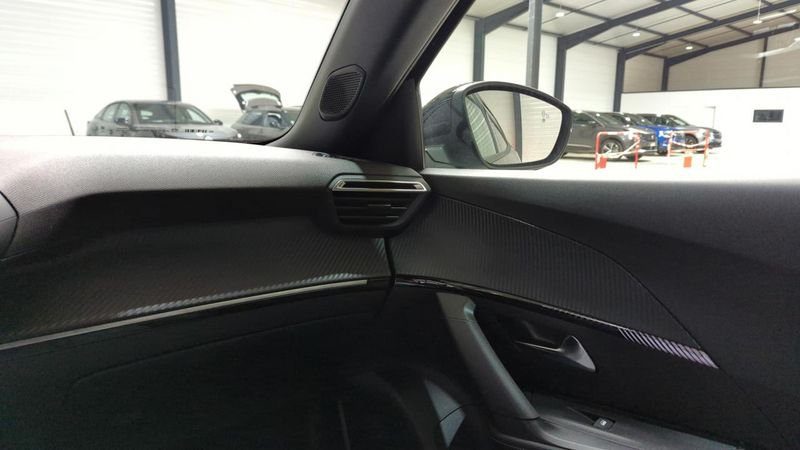 Peugeot 2008 nouveau Hybrid 145 e-dcs6 allure + pack navigation & access +  vision drive assist plus