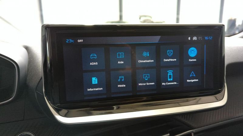 Peugeot 2008 nouveau Hybrid 145 e-dcs6 allure + pack navigation & access +  vision drive assist plus