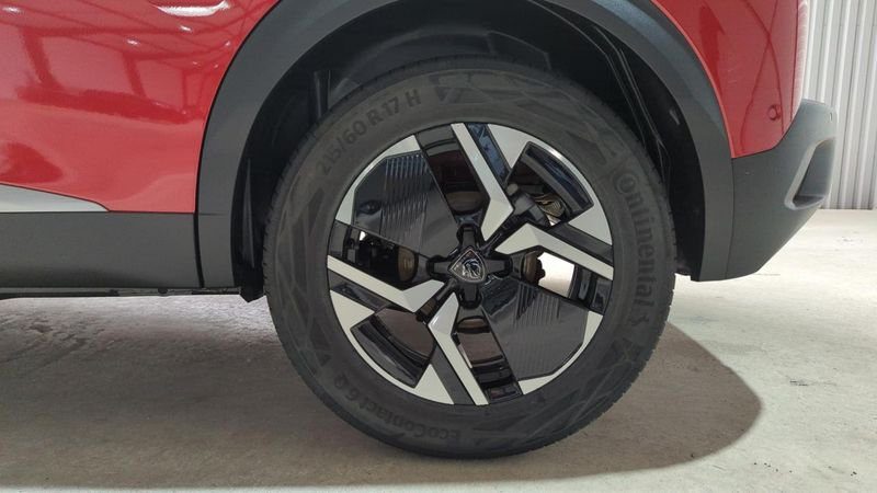 Peugeot 2008 nouveau Hybrid 145 e-dcs6 gt + attelage + pack vision & navigation drive assist plus