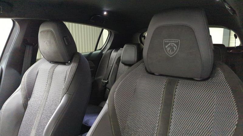 Peugeot 308 Bluehdi 130ch s&s eat8 gt + angles morts + camera 360