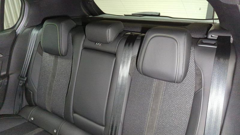 Peugeot 308 Bluehdi 130ch s&s eat8 gt + angles morts + camera 360