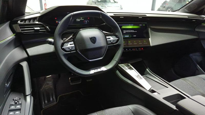 Peugeot 308 Bluehdi 130ch s&s eat8 gt + angles morts + camera 360