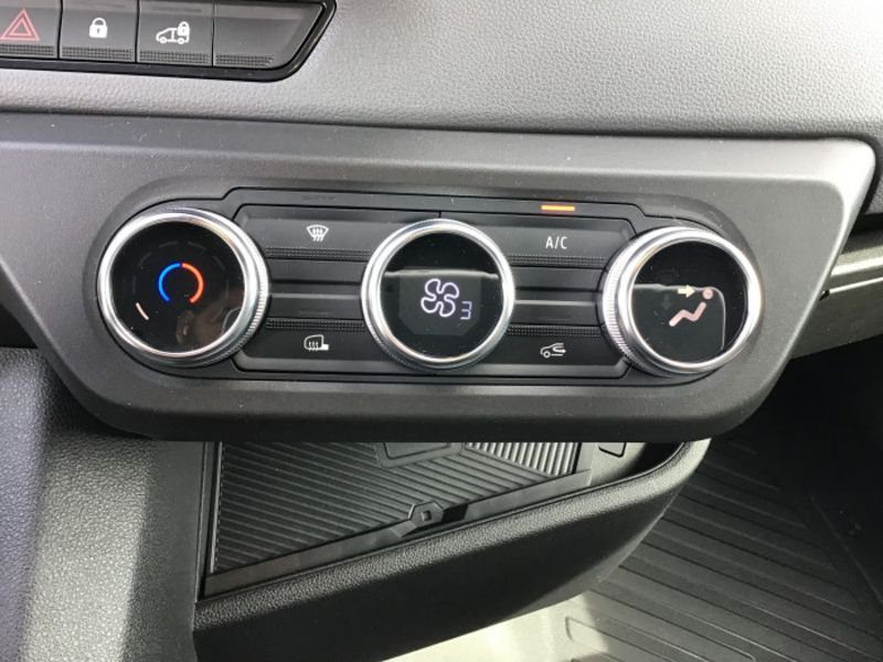 Renault Master VAN FGN TRAC 3T5 L2H2 BLUE DCI 150 EXTRA