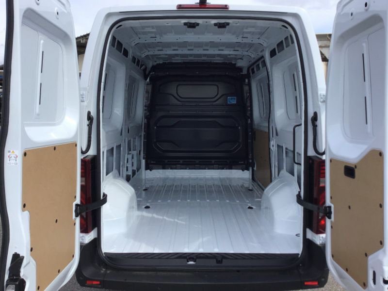 Renault Master VAN FGN TRAC 3T5 L2H2 BLUE DCI 150 EXTRA