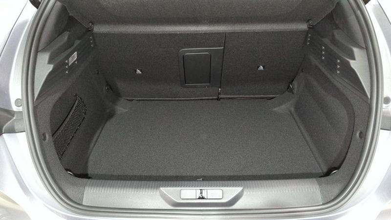 Peugeot 308 Bluehdi 130ch s&s eat8 gt + angles morts + camera 360