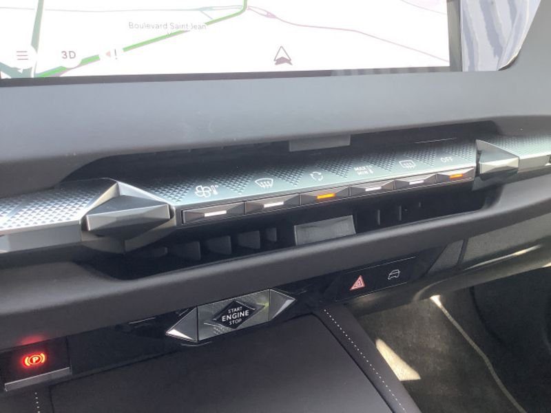 DS DS 4 BlueHDi 130 EAT8 Opera