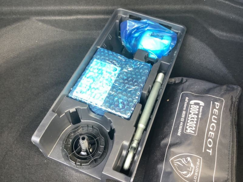 Peugeot 3008 BlueHDi 130ch S&S EAT8 Allure Pack