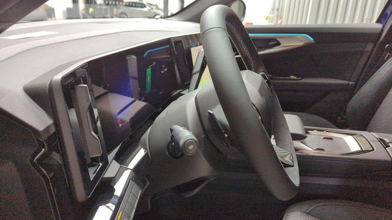 Renault Austral E-tech full hybrid 200 gsr2 techno esprit alpine + pack safety