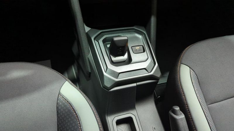 Dacia Duster nouveau Hybrid 140 4x2 extreme + pack cold