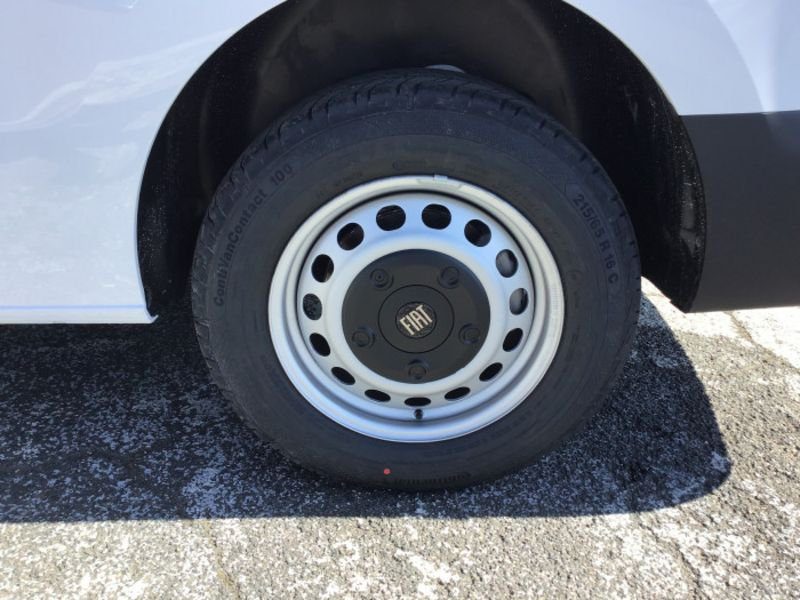 Fiat Scudo FOURGON BLUEHDI 145 XL S&S EAT8