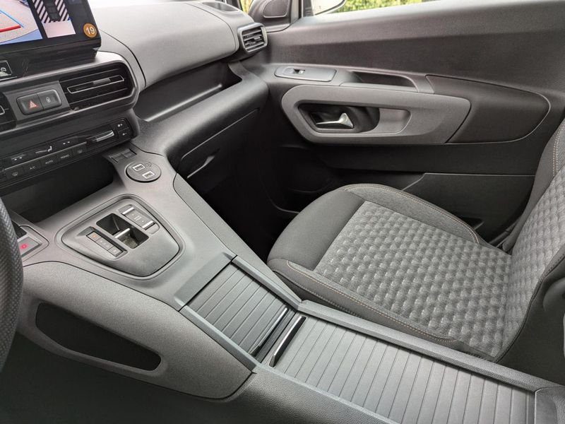 Peugeot Rifter Standard 1.5 BlueHDI S&S - 130 BV EAT8 COMBI GT PHASE 2