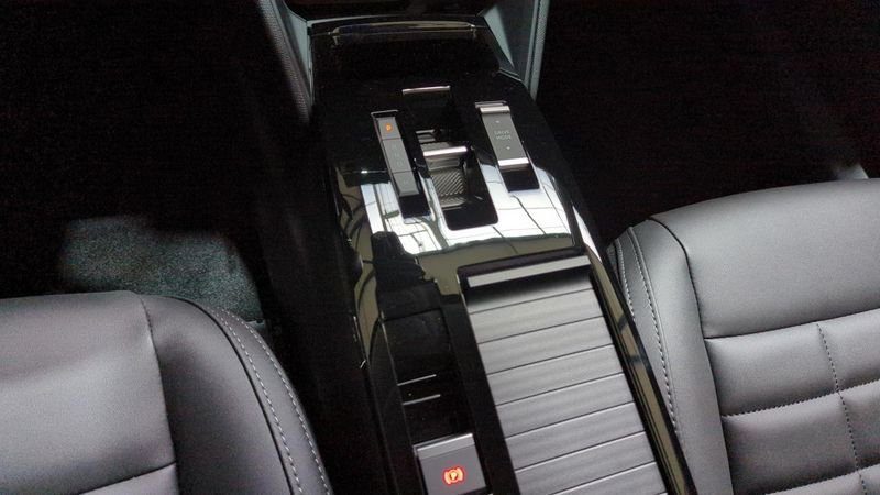 Citroën C4 nouvelle Hybride 136 e-dcs6 max