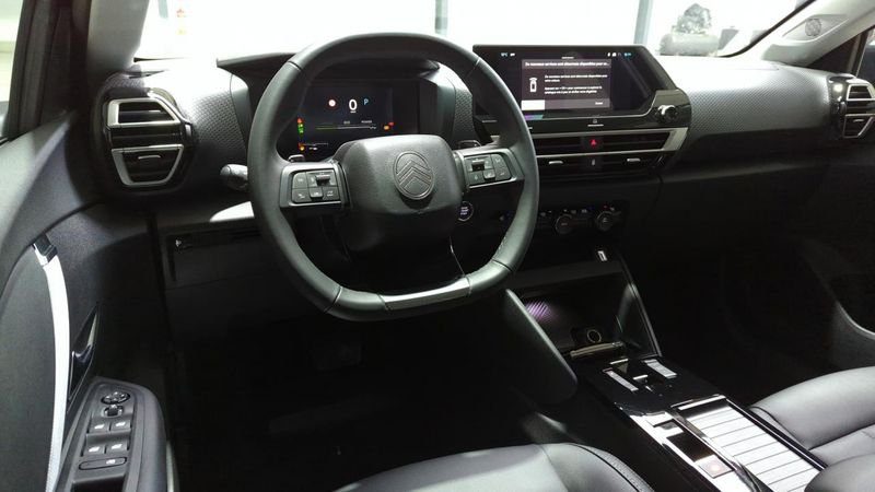 Citroën C4 nouvelle Hybride 136 e-dcs6 max