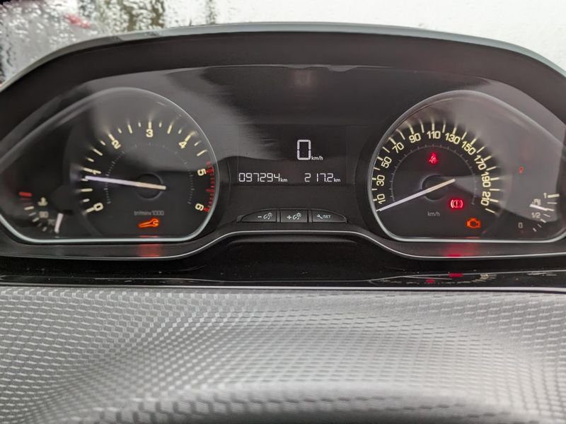 Peugeot 2008 1.6 BlueHDi - 100 Style