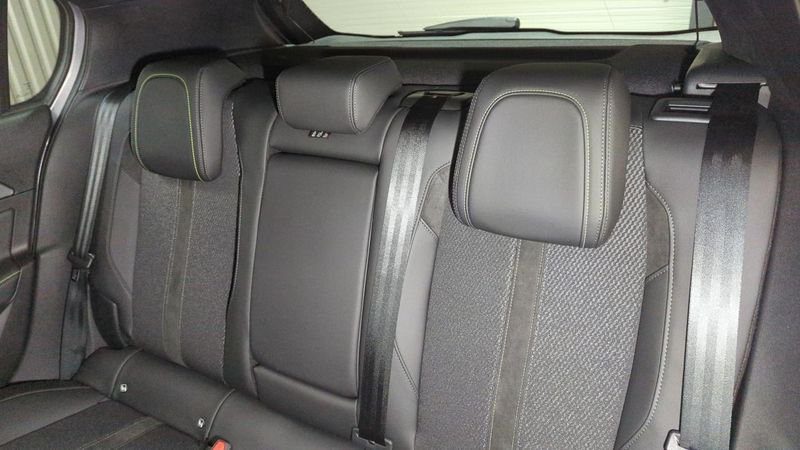 Peugeot 308 Bluehdi 130ch s&s eat8 gt + angles morts + camera 360