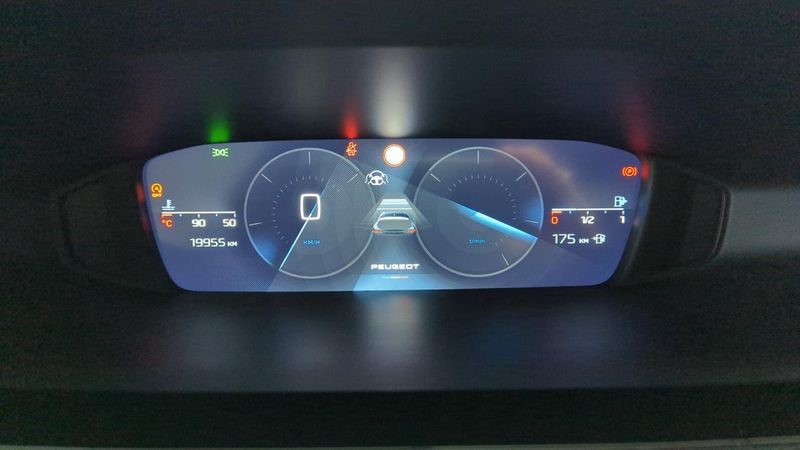 Peugeot 308 Puretech 130ch s&s bvm6 allure pack + recharge smartphone