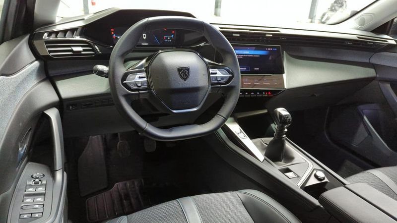 Peugeot 308 Puretech 130ch s&s bvm6 allure pack + recharge smartphone