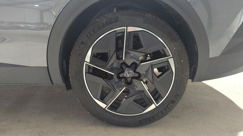 Peugeot 408 Puretech 130 ch s&s eat8 gt+ pack vision 360