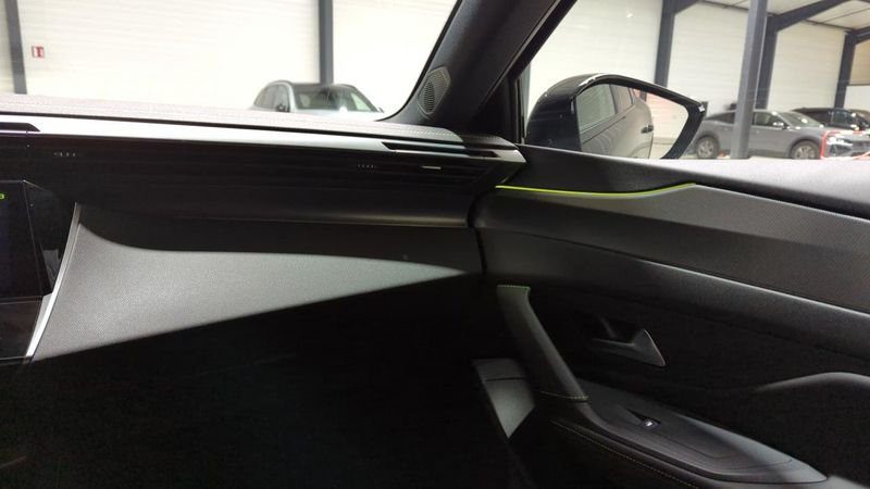 Peugeot 408 Puretech 130 ch s&s eat8 gt + pack vision 360