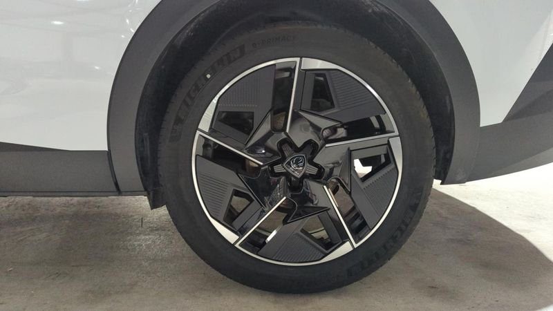 Peugeot 408 Puretech 130 ch s&s eat8 gt + camera 360 + alarme antivol