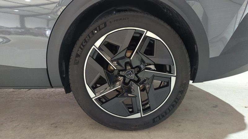 Peugeot 408 Puretech 130 ch s&s eat8 gt + camera 360 + alarme antivol