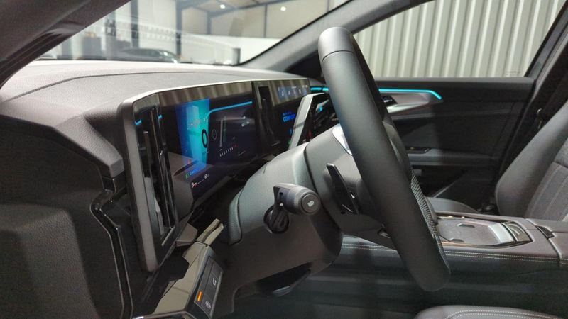 Renault Austral Mild hybrid 160 auto gsr2 techno + hayon motorise + pack safety