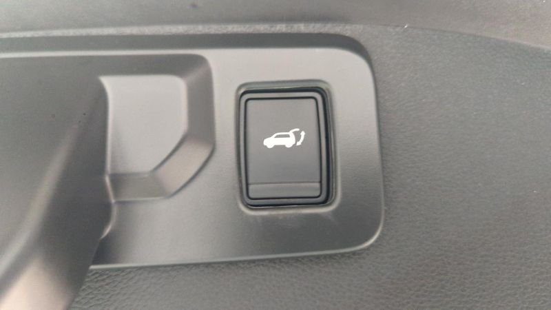 Renault Austral Mild hybrid 160 auto gsr2 techno + hayon motorise + pack safety