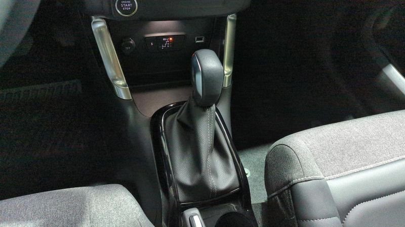 Citroën C3 Aircross Puretech 130 s&s eat6 max + affichage tete haute + sieges chauffants