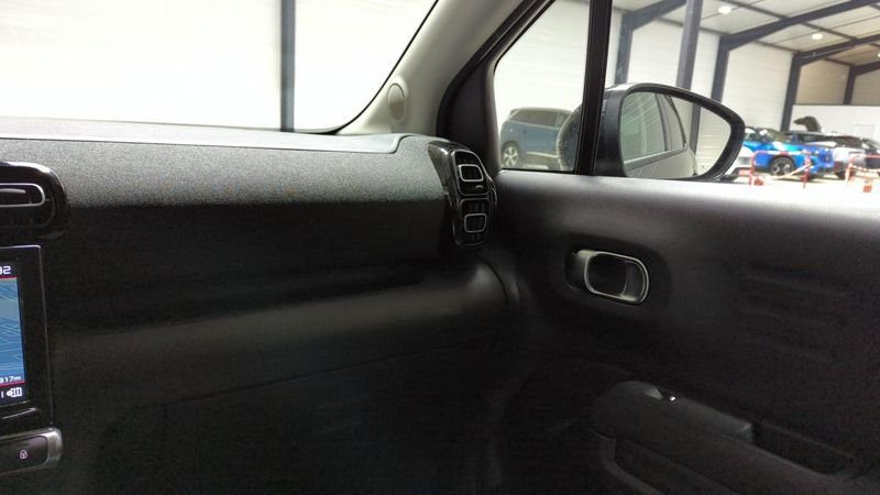 Citroën C3 Aircross Puretech 130 s&s eat6 max + affichage tete haute + sieges chauffants