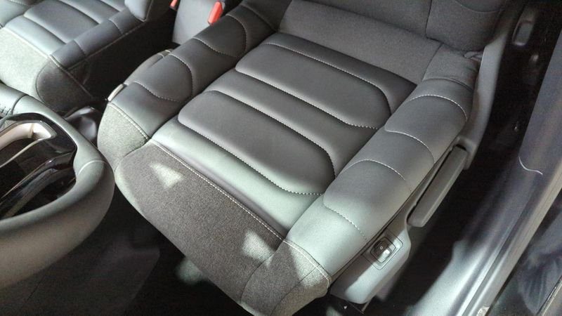 Citroën C3 Aircross Puretech 130 s&s eat6 max + affichage tete haute + sieges chauffants