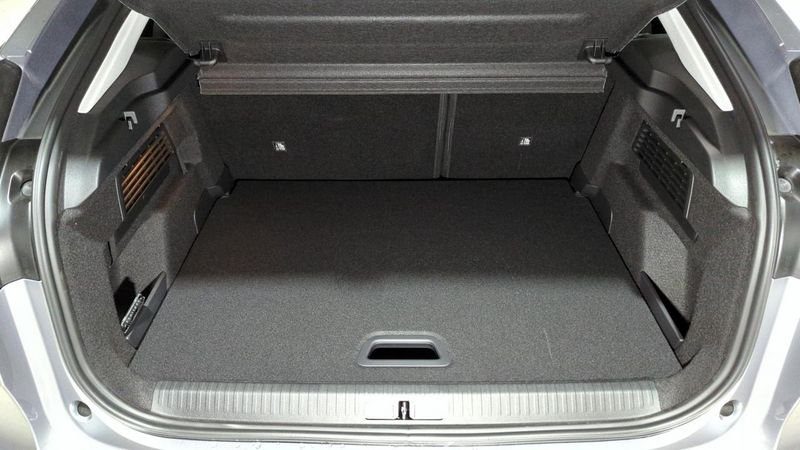 Citroën C4 Bluehdi 130 eat8 plus