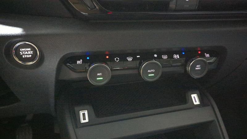 Citroën C4 Puretech 130 bvm6 plus + adml + sieges chauffants