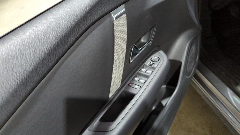 Citroën C4 Puretech 130 bvm6 plus + adml + sieges chauffants