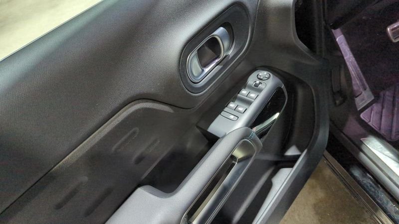 Citroën C5 Aircross Puretech 130 s&s eat8 shine + pack confort + hayon mains libres