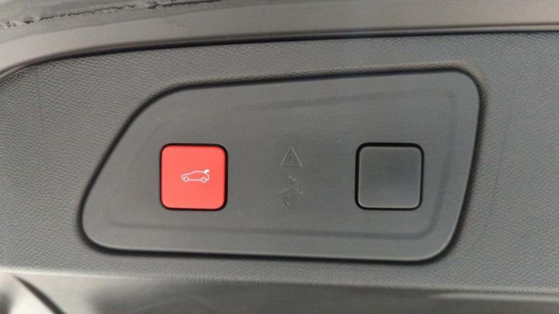 Citroën C5 Aircross Puretech 130 s&s eat8 shine + toit pano + pack park assist