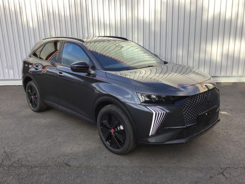 DS DS 7 BlueHDi 130 EAT8 Performance Line