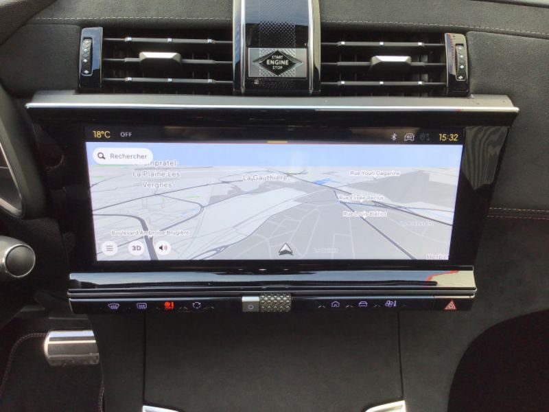 DS DS 7 BlueHDi 130 EAT8 Performance Line