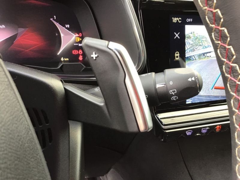 DS DS 7 BlueHDi 130 EAT8 Performance Line