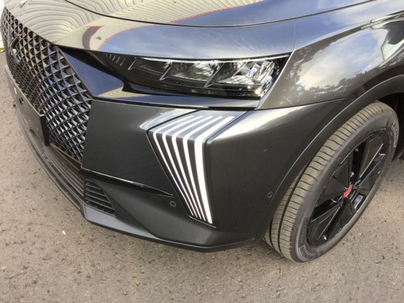 DS DS 7 BlueHDi 130 EAT8 Performance Line