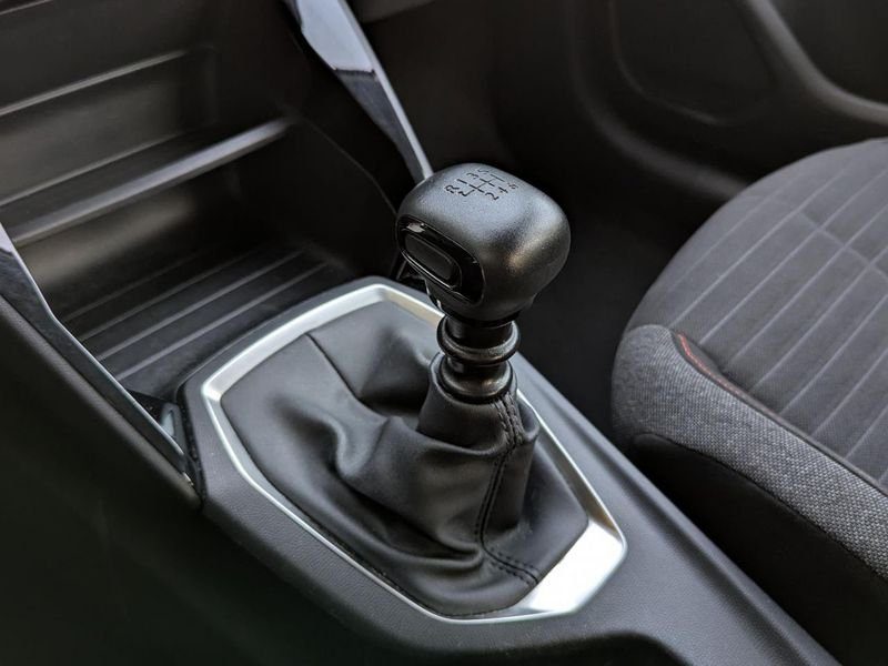 Peugeot 208 1.5 BlueHDi S&S - 100 II BERLINE Active Pack